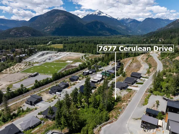 7677 Cerulean Dr, Pemberton, BC V0N 2L3