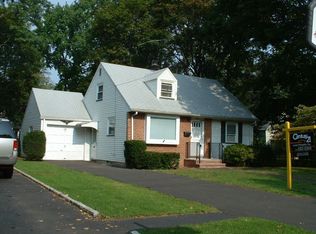 2097 Coles Ave, Scotch Plains, NJ 07076