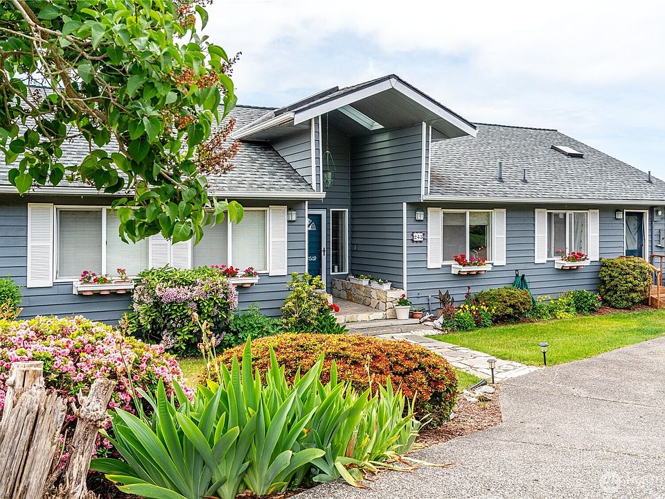 1st image of 243 Henning Drive