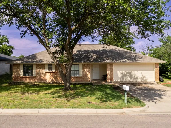 3612 Woodmoor Rd, Fort Worth, TX 76133