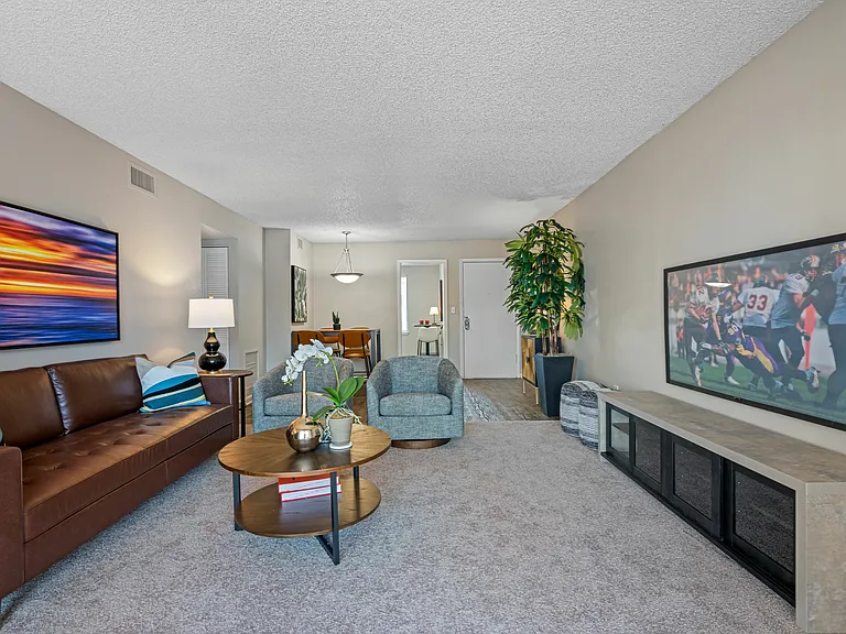 Enclave at Sabal Pointe Apartments — Photo 21
