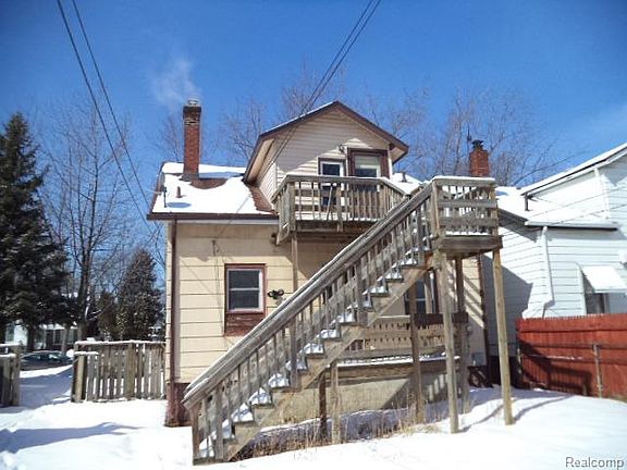 3rd image of 1465 Grant Ave