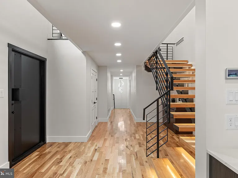 354 Winding Way — Photo 25