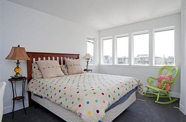 5th image of 2752 N Jamaica Way