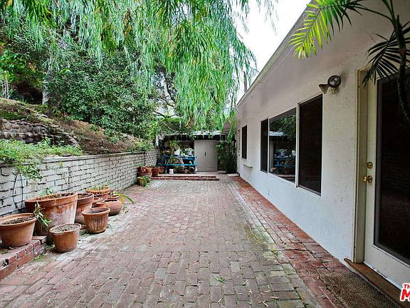 3rd image of 3125 Haddington Dr