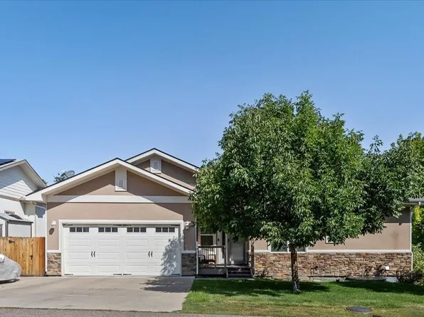 12221 W Rabbit Drive, Lakewood, CO 80401