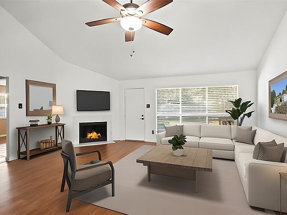 3rd image of 2511 Pine Cone Drive