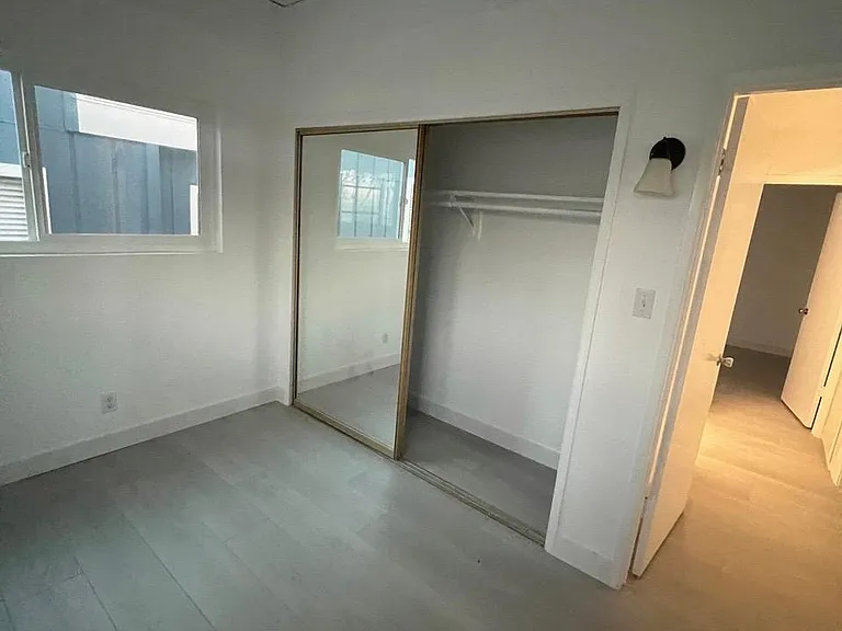 148 Ventura Ave — Photo 18