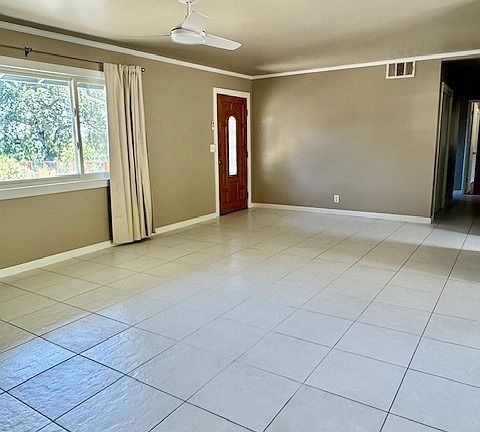 5th image of 5117 Myrtle Dr