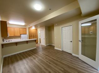 825 El Capitan Way APT 6, San Luis Obispo, CA 93401
