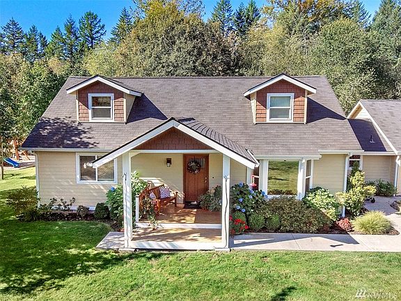 2nd image of 5041 70th Ave NE