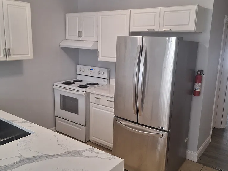 5016 Casa Del Rey Dr — Photo 4