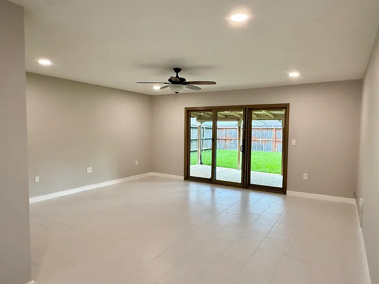1715 Bonanza Rd — Photo 11