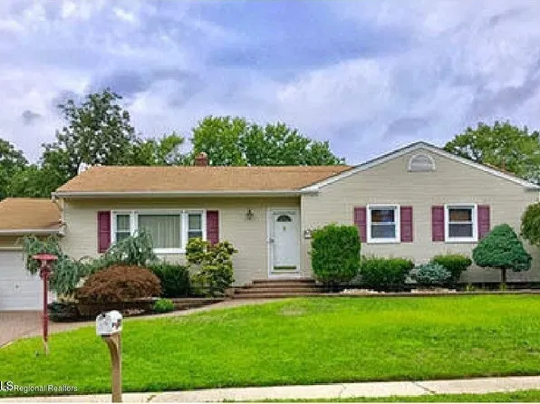 505 W Lincoln Ave, Oakhurst, NJ 07755