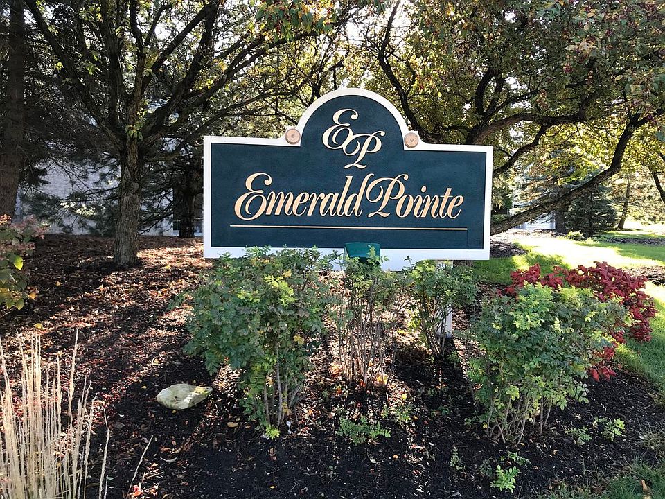 1st image of 18605 Emerald Dr
