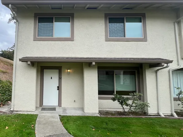52 Greenview Ln, Richmond, CA 94803