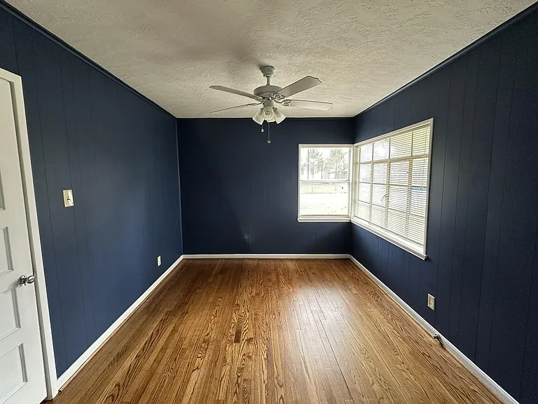 903 Lamonte Ln — Photo 29