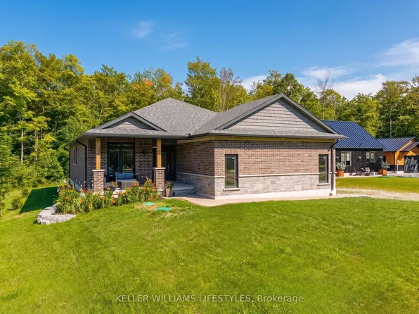 74358 Driftwood Dr, Bluewater, ON N0M 1G0