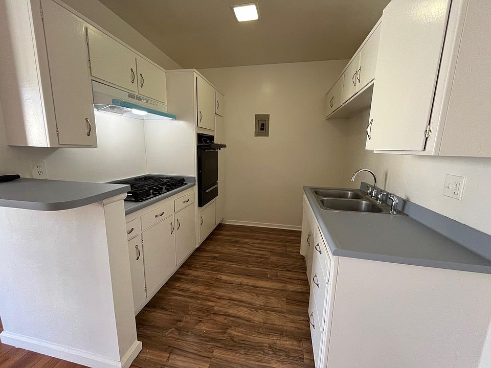1st image of 737 E Providencia Ave APT K