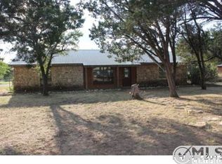 1212 Mountain Rd, Gatesville, TX 76528