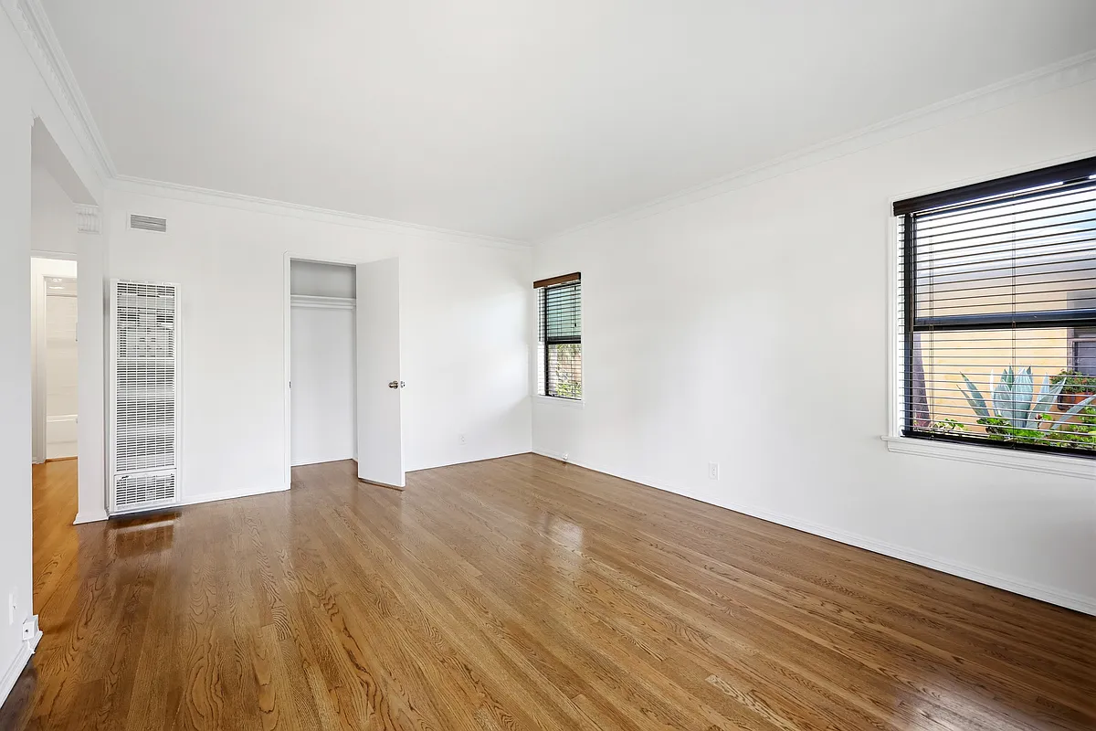 Building Photo - 3667 Jasmine Ave #6