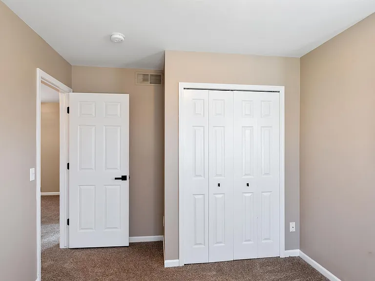 3260 Sashabaw Rd — Photo 24