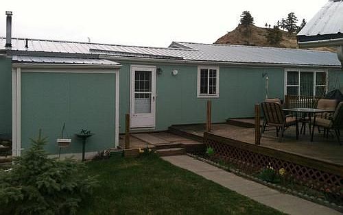5th image of 1038 Laramie Cir
