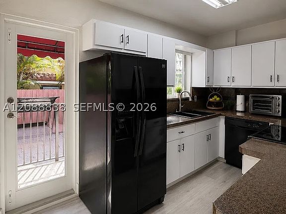 5th image of 8260 SW 27th St
