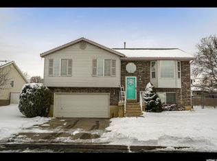 658 N 1260 W, Clinton, UT 84015