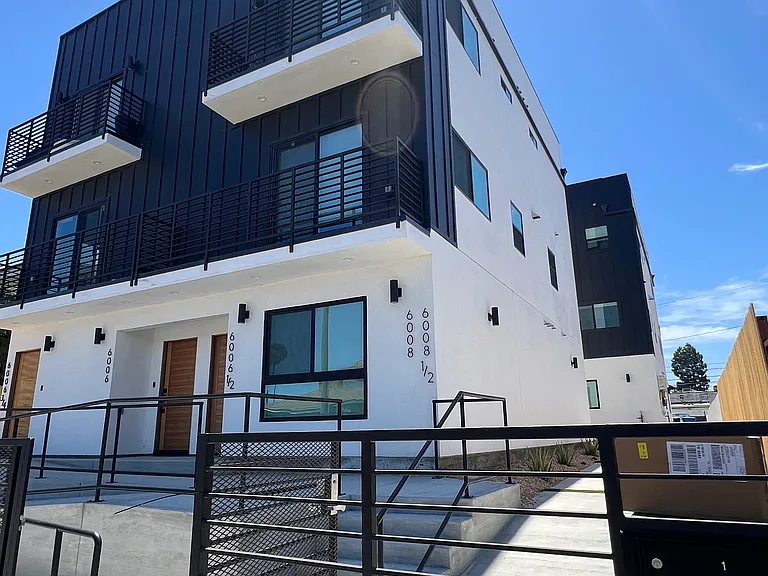 6006 Comey Ave — Photo 18
