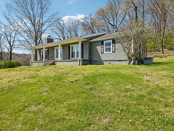 3rd image of 715 High Point Ridge Rd