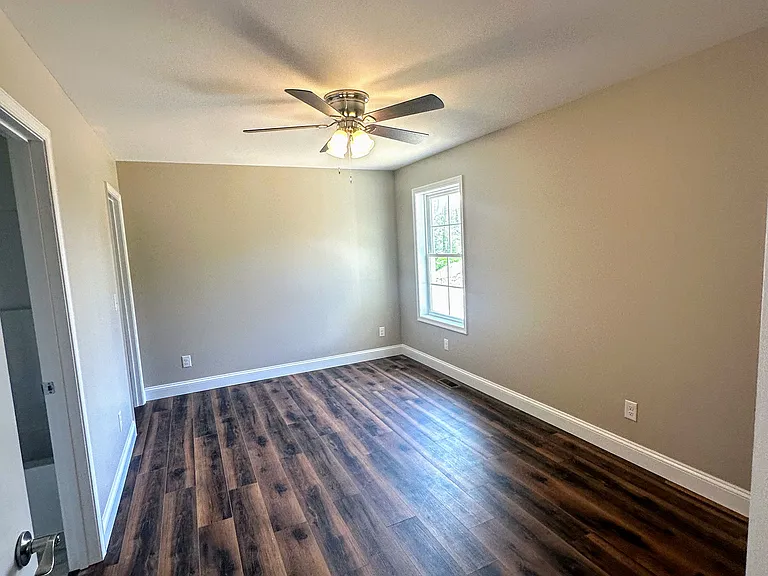 448 Plank Rd #A & B — Photo 12