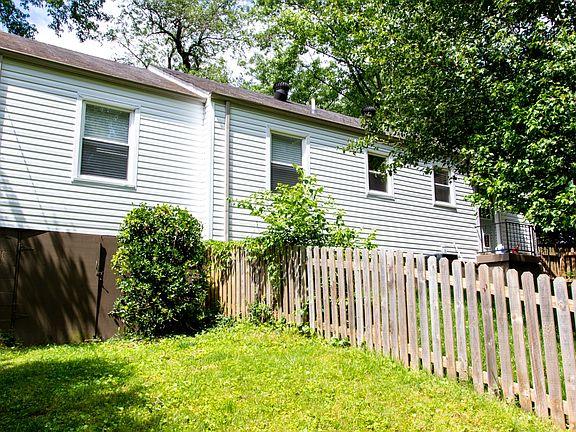 4th image of 918 Kipling Dr