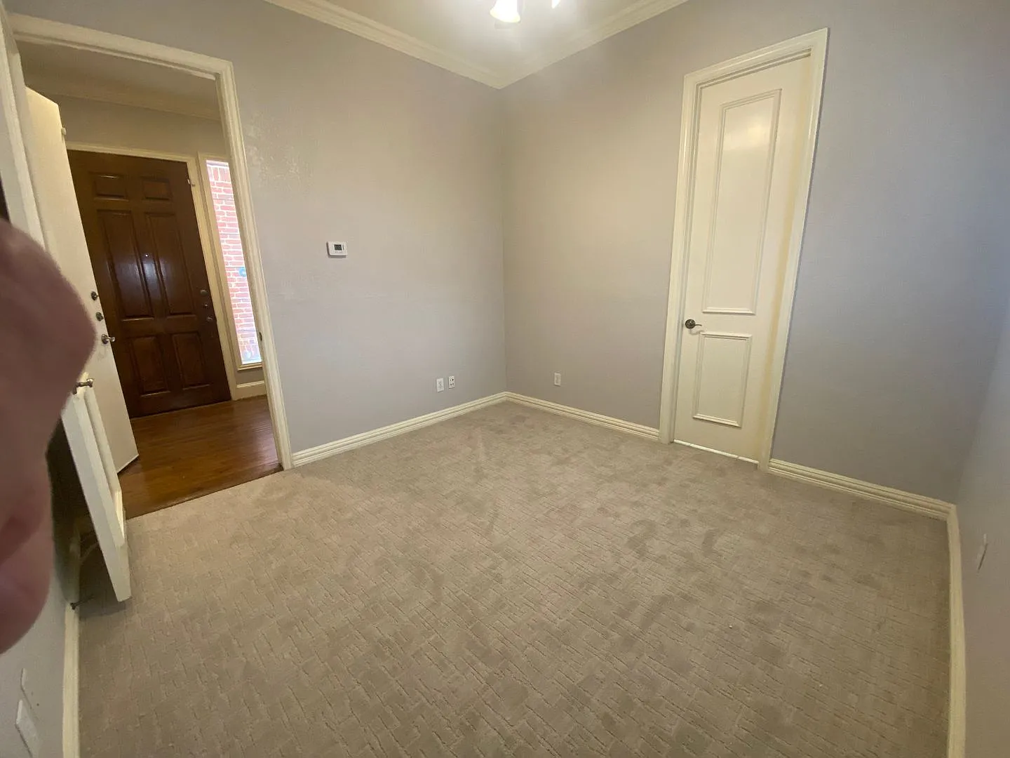 Two Bedroom, 3 level Condo in Oak Lawn — Photo 3