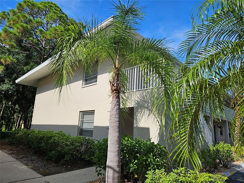 1st image of 924 LA COSTA CIRCLE #7