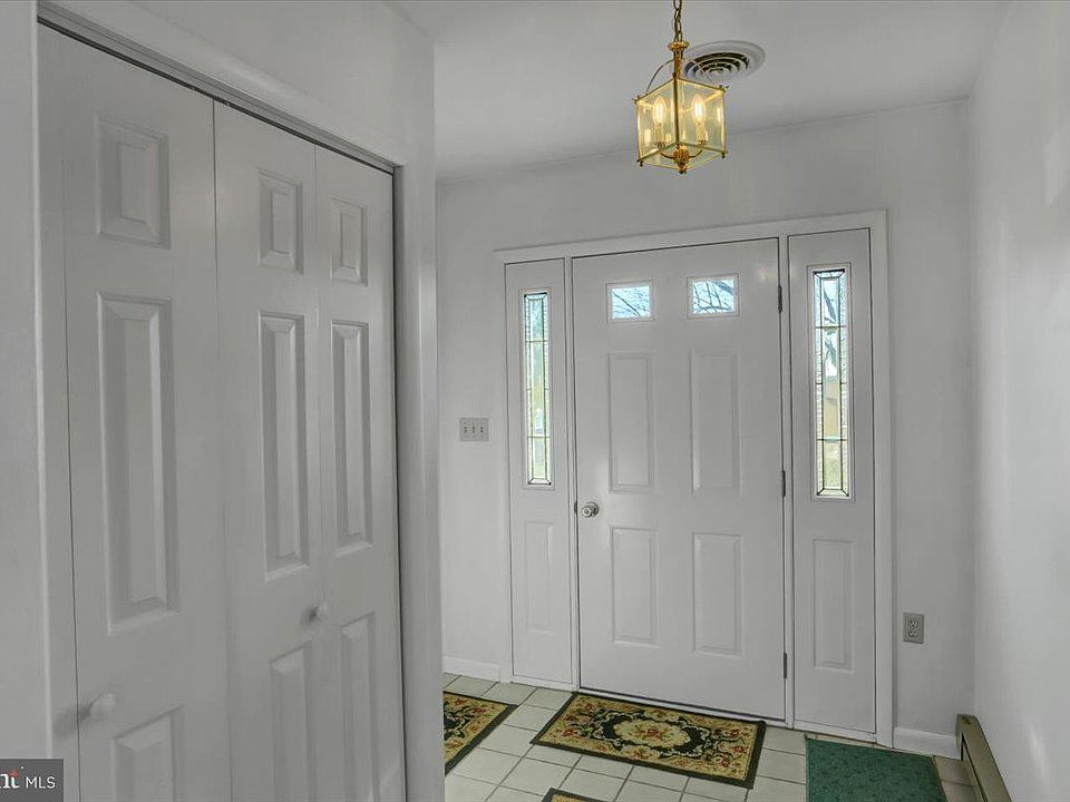 2235 Loop Rd, Chambersburg, PA 17202 Zillow