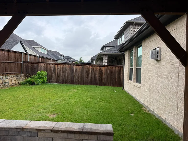 13389 Crestmoor Dr — Photo 25