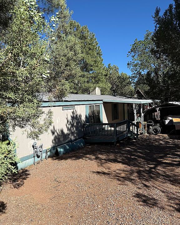 1st image of 981 S 11th Ave