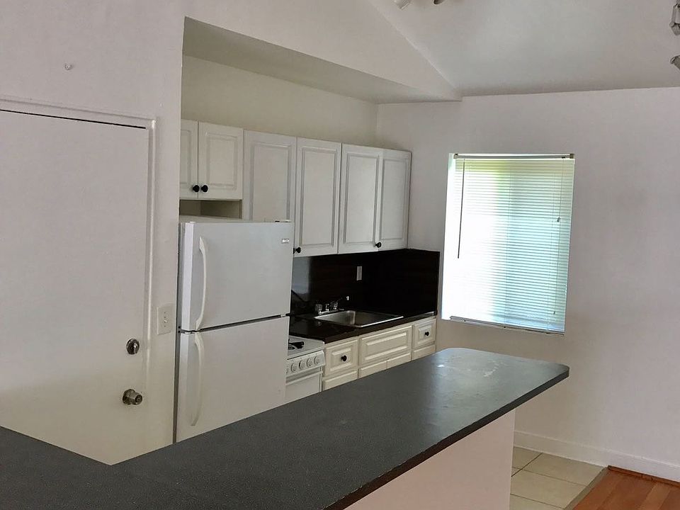 1st image of 5185 NE 2nd Ave #101