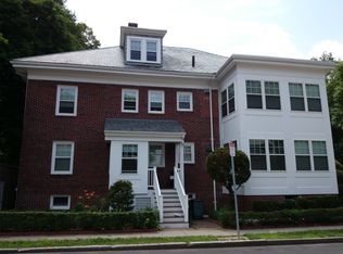 39 Greycliff Rd, Brighton, MA 02135
