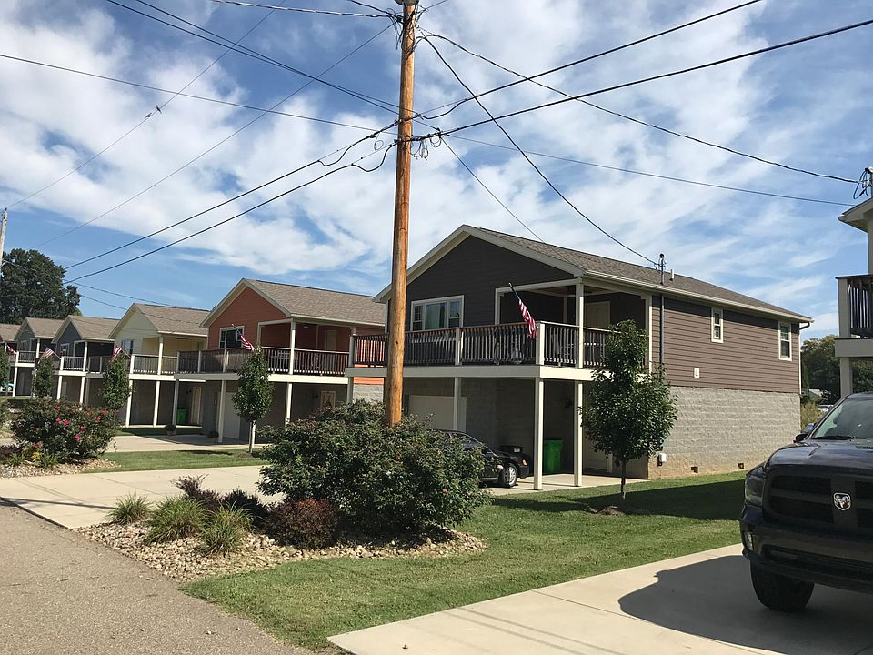 1st image of 18 Parkersburg Ave