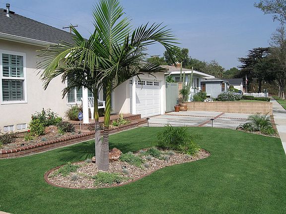 4th image of 2501 Zandia Ave