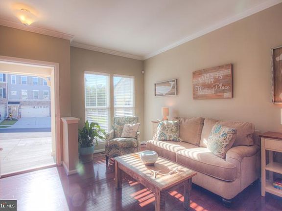 5th image of 706 Shady Creek Ct