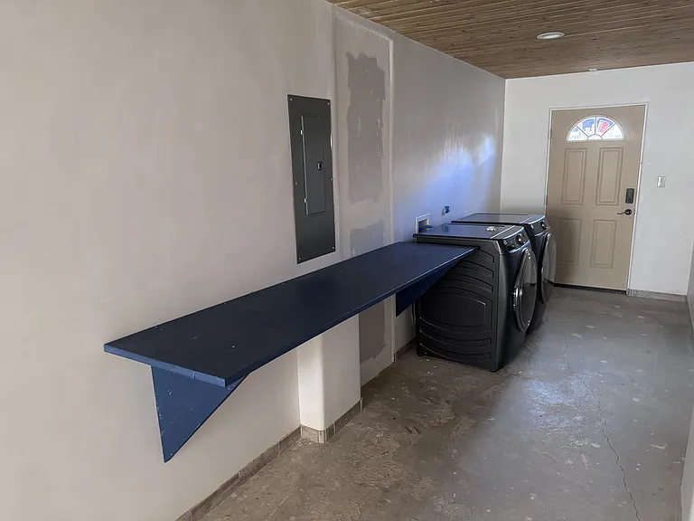 232 Valverde St — Photo 103