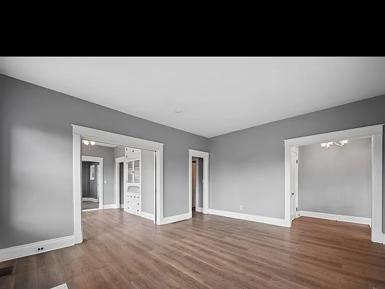 6815 Montgomery Rd — Photo 9