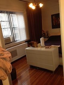 4th image of 21 W 58th St APT 8b