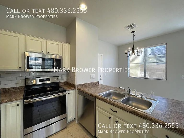 451 S Hawes Rd #77 — Photo 3