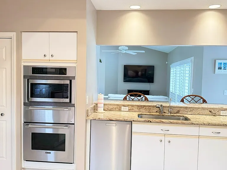 2145 Waltons Ct — Photo 5