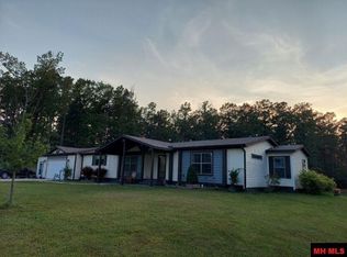 1522 Jordan Rd, Norfork, AR 72658