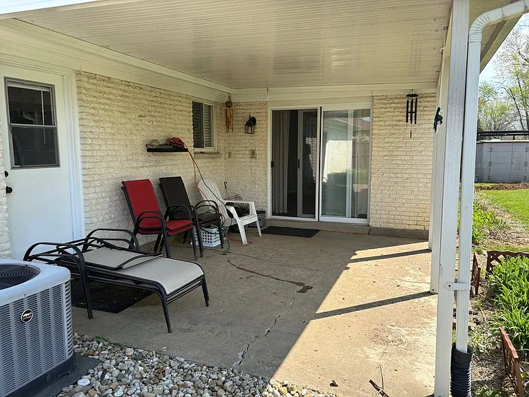 2087 Granada Dr — Photo 38